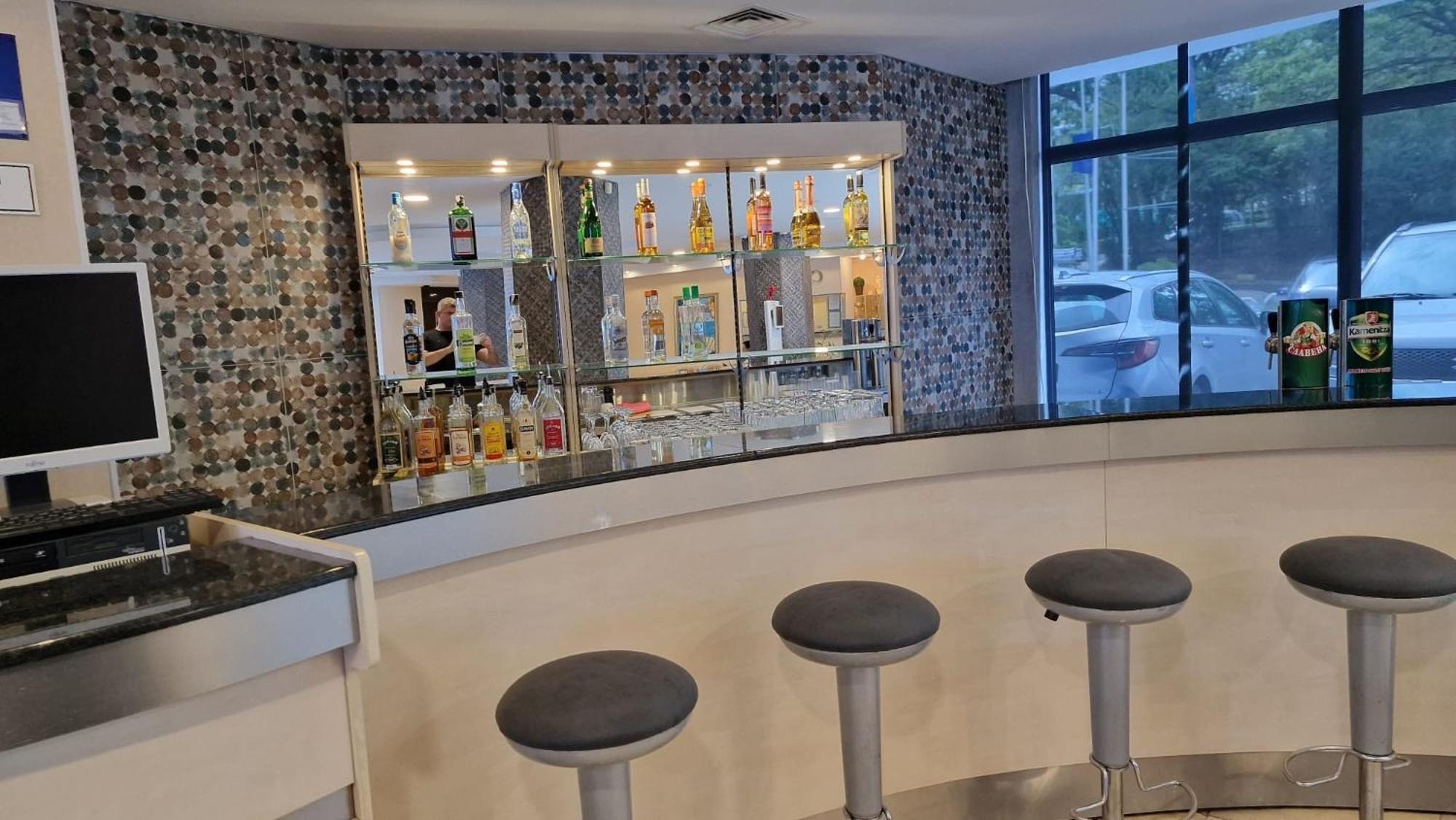 גולדן סנדס Aphrodite Hotel (Adults Only) מראה חיצוני תמונה
